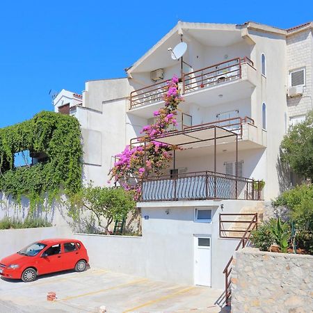 Apartments By The Sea Rastici, Ciovo - 11723 Trogir Ngoại thất bức ảnh