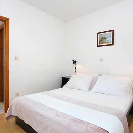 Apartments By The Sea Rastici, Ciovo - 11723 Trogir Phòng bức ảnh
