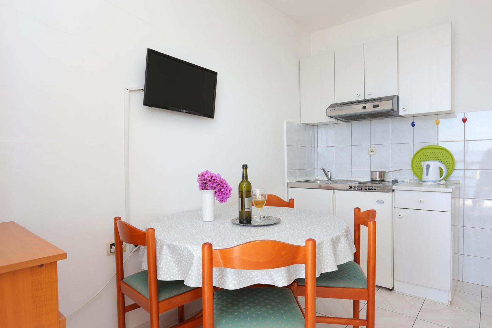 Apartments By The Sea Rastici, Ciovo - 11723 Trogir Phòng bức ảnh